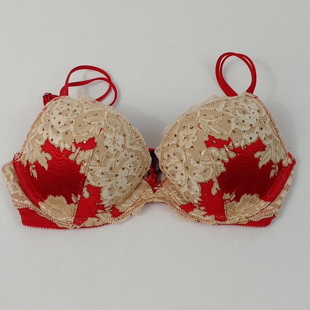 Victoria's Secret Push Up Bra